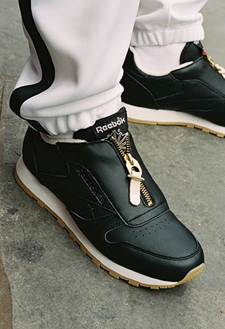 reebok classic leather zip trainers