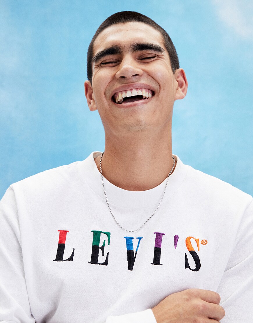 mw_au_us_levis_moment_870x1110