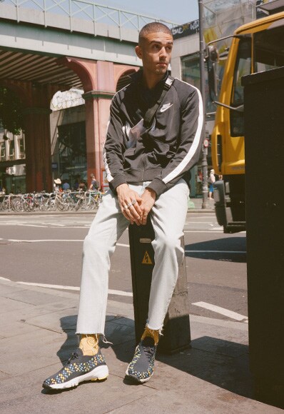 Looped Nike Air Footscape Woven ASOS