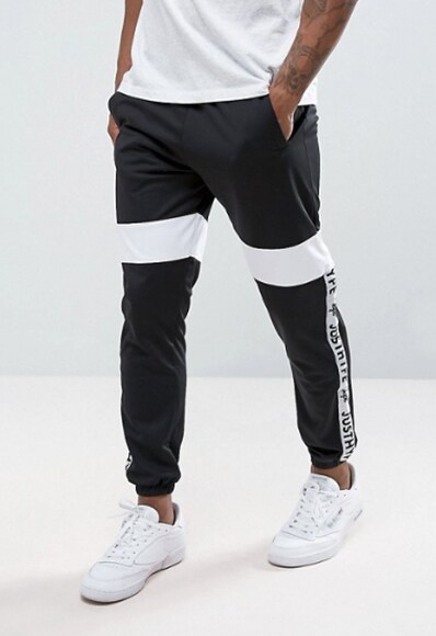 Looped | Hype skinny joggers in black with taping | ASOS