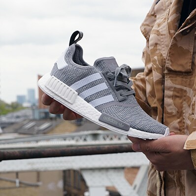 The Sneakerheadit: Shezi Manezi