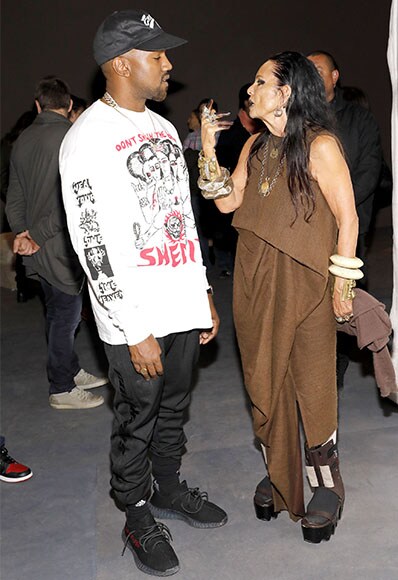 Kanye West porte la collab Yeezy x Calabasas