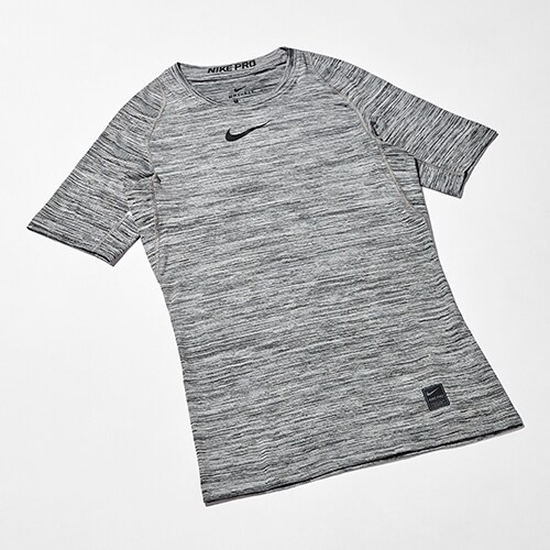 t-shirt de running Nike