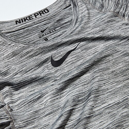 t-shirts pour faire du sport running Nike