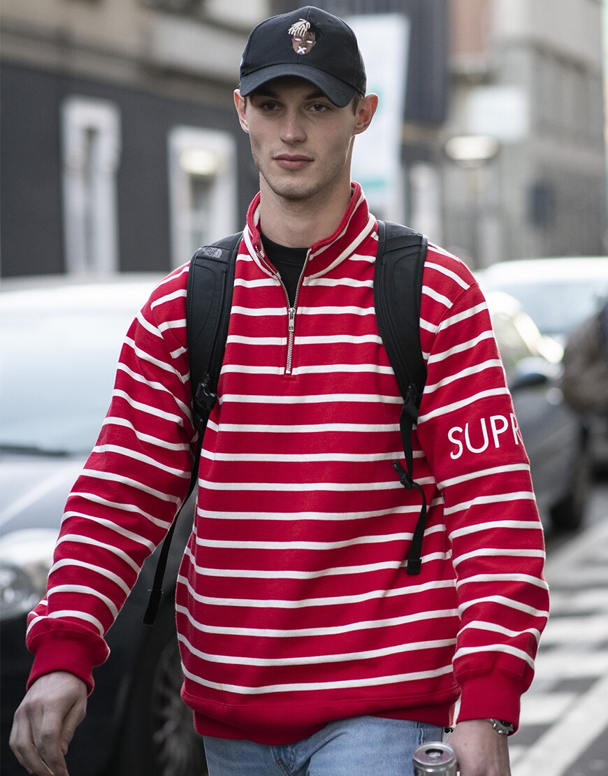 sweat rayé rouge et blanc