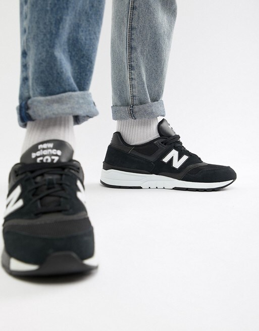 neue Sneaker von New Balance, erhältlich bei ASOS