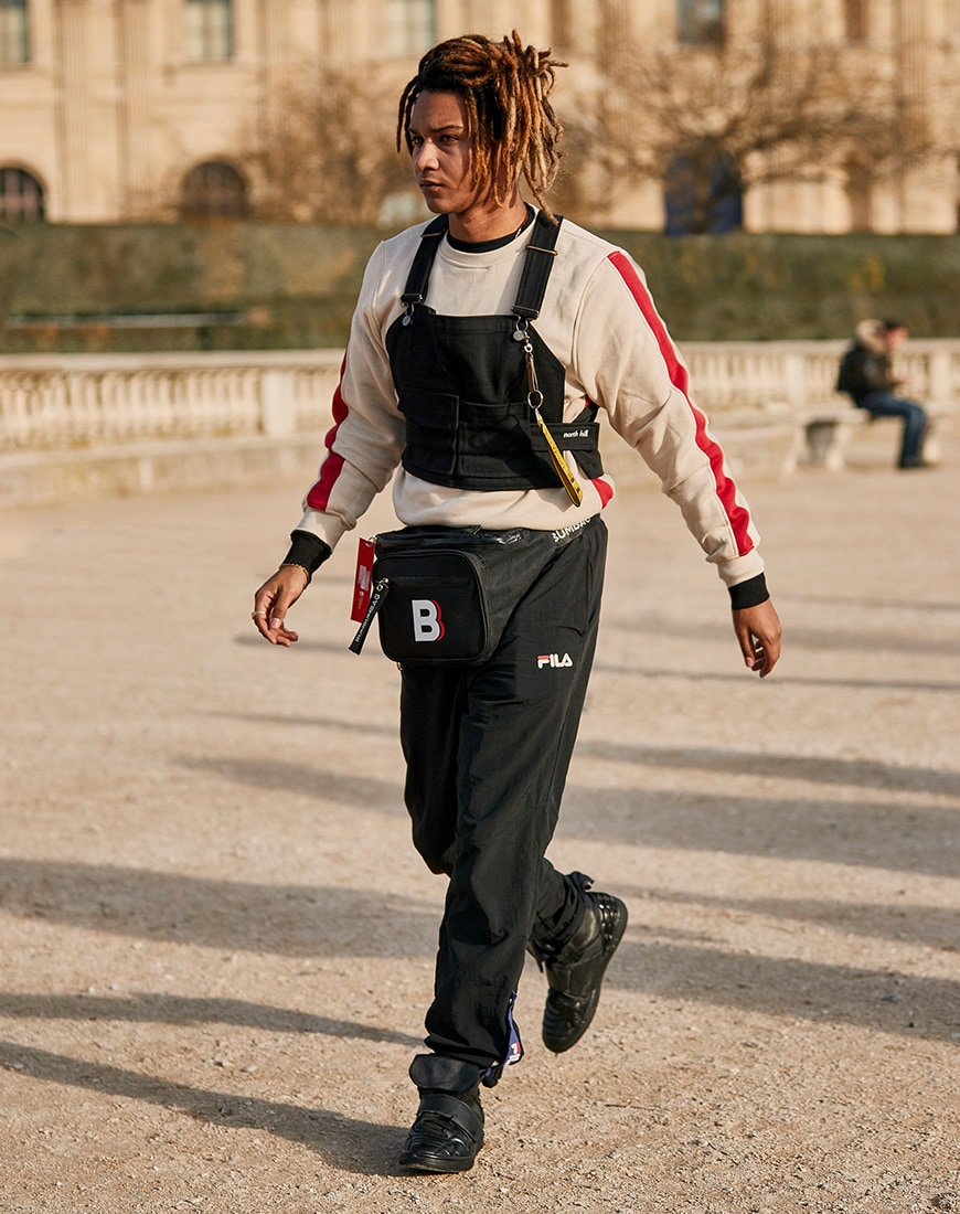 A street style picture from Paris fashion week.