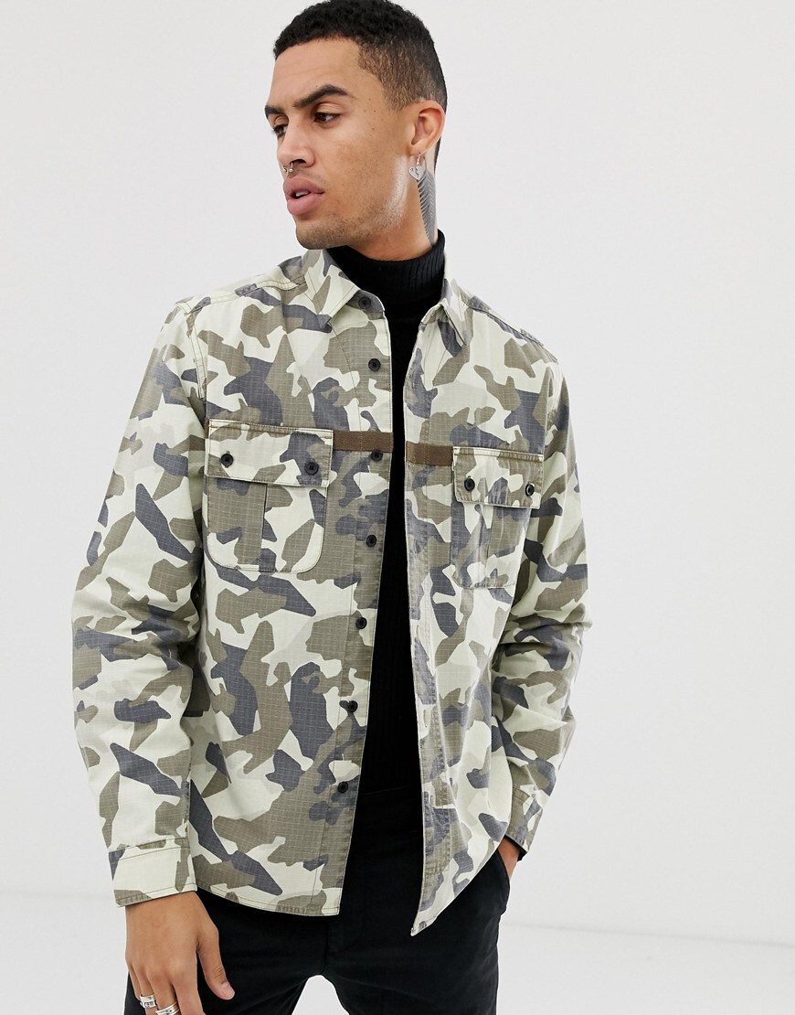 Hemdjacke mit Tarnmuster von ASOS