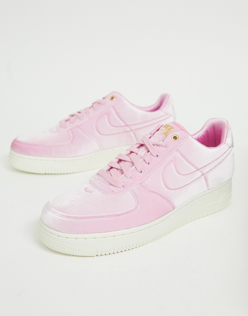 Nike - Air Force 1 '07 - Baskets - Velours rose