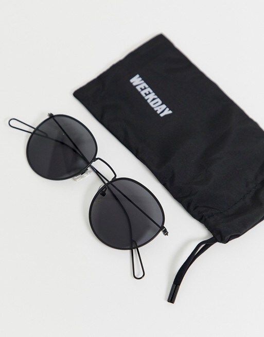 Weekday – Explore – Schwarze, runde Sonnenbrille, 12 € bei ASOS