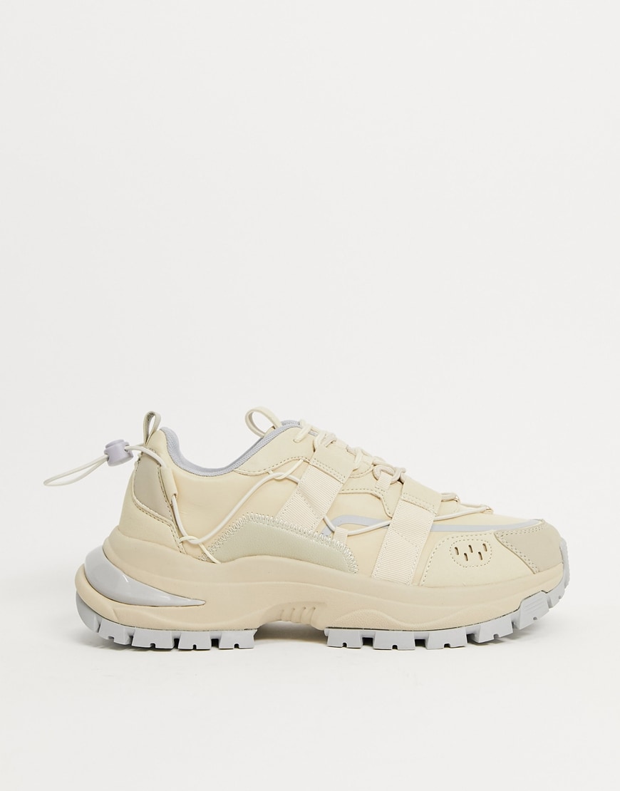 A picture of a pair of chunky aSOS DESIGN sneakers. Available at ASOS | ASOS Style Feed