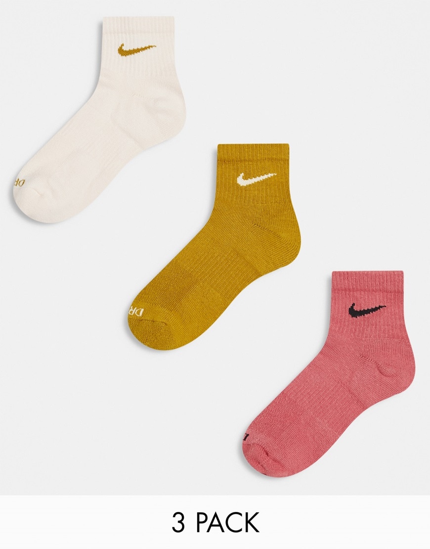 Nike Training Everyday Plus Cushioned 3 pack unisex socks in multi