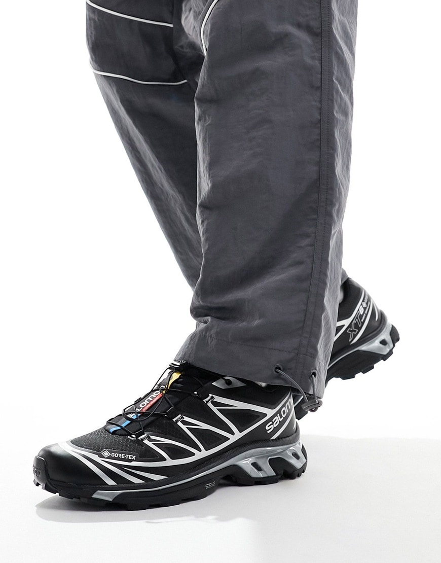 Salomon XT-6 trainers in black