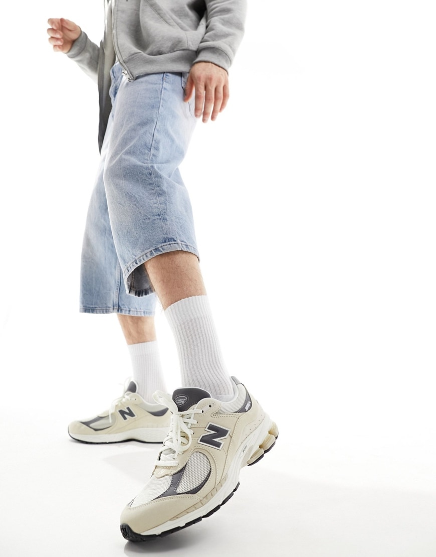 New Balance 2002 trainers in sand | ASOS Style Feed