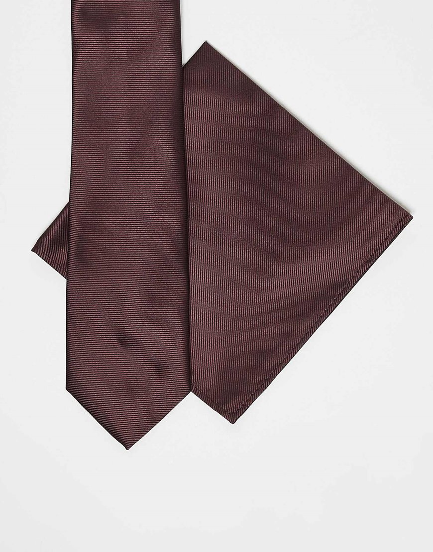 Burgundy tie