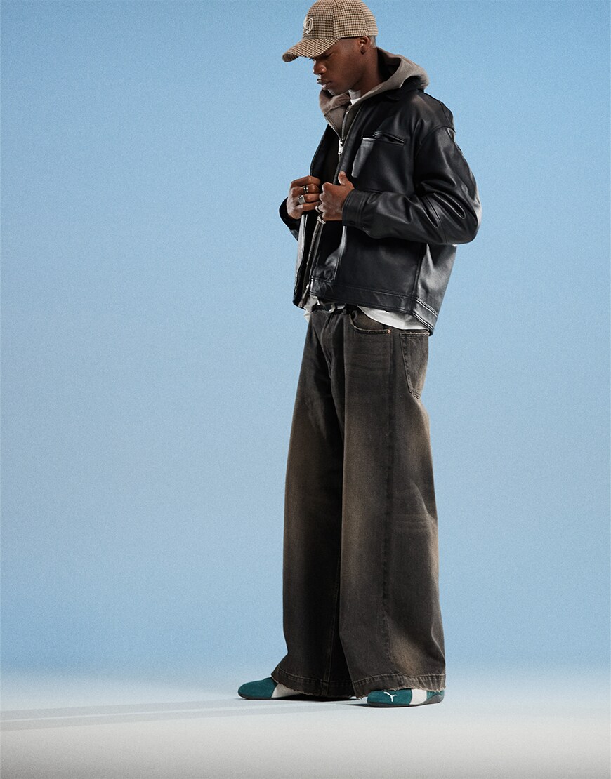 Man wearing streetwear outfit