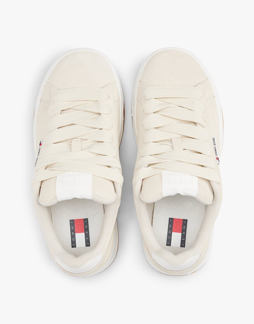 Tommy Hilfiger trainers in cream