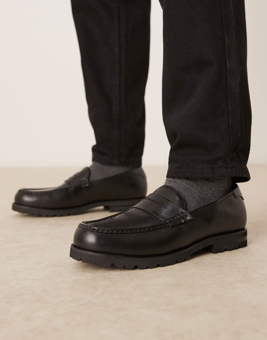 ASOS DESIGN loafers in black leather with cleated sole