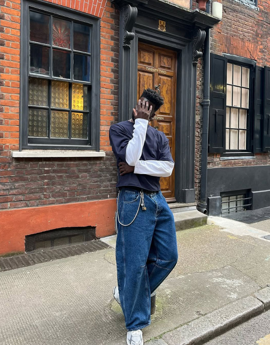 Man wearing baggy denim jeans and blue t shirt | ASOS Style Feed