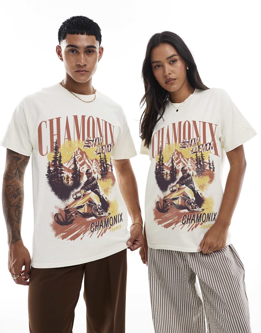 A model wearing a white printed T-shirt