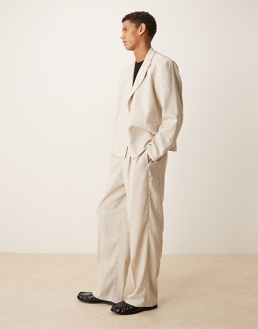 Man wearing a linen suit