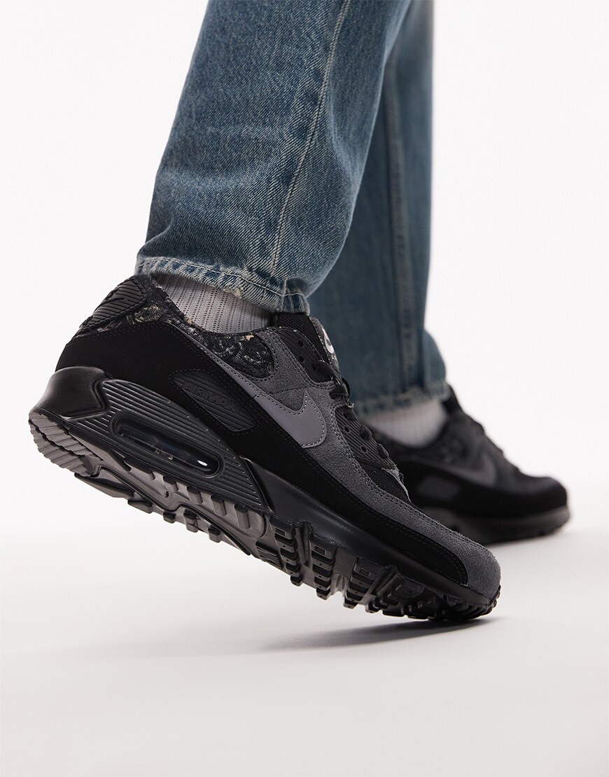Black Nike Air Max 90