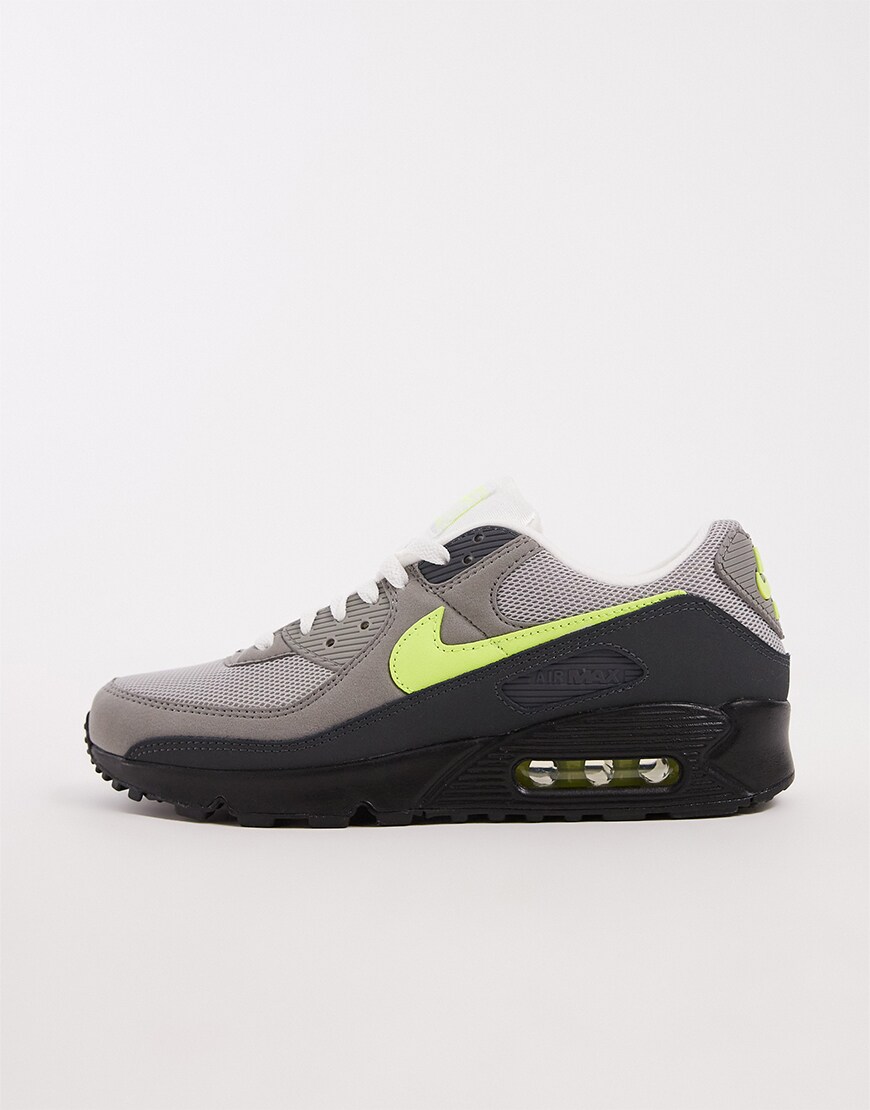 Nike Air Max 90 trainers
