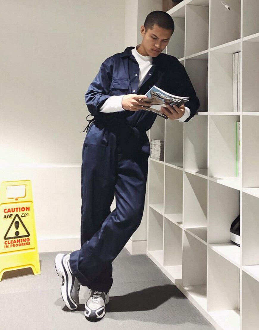 asos nawal en reebok daytona