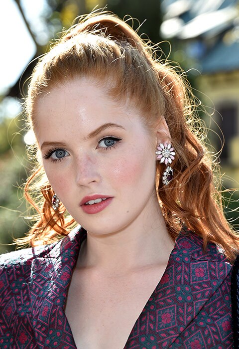 Ellie Bamber with a curled cheerleader-style high ponytail | ASOS Fashion & Beauty Feed
