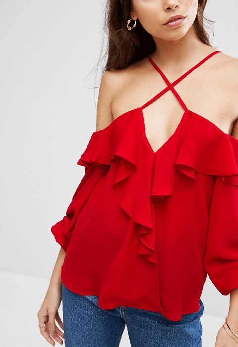 blusa rossa volant
