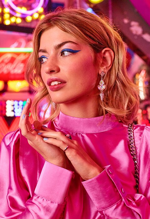 Blue eyeliner featured in GLOW-inspired beauty | ASOS Fashion & Beauty Feed