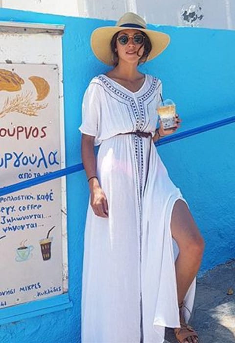 #AsSeenOnMe blogger wearing white maxi beach cover-up. | ASOS Fashion & Beauty Feed 