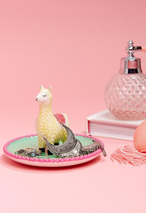 jewellery holder