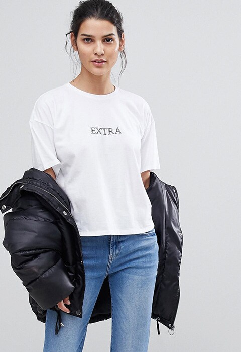Camiseta con estampado Extra de ASOS. Tendencia primavera verano 2018