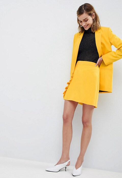 Minifalda de sastre en amarillo pop de ASOS DESIGN