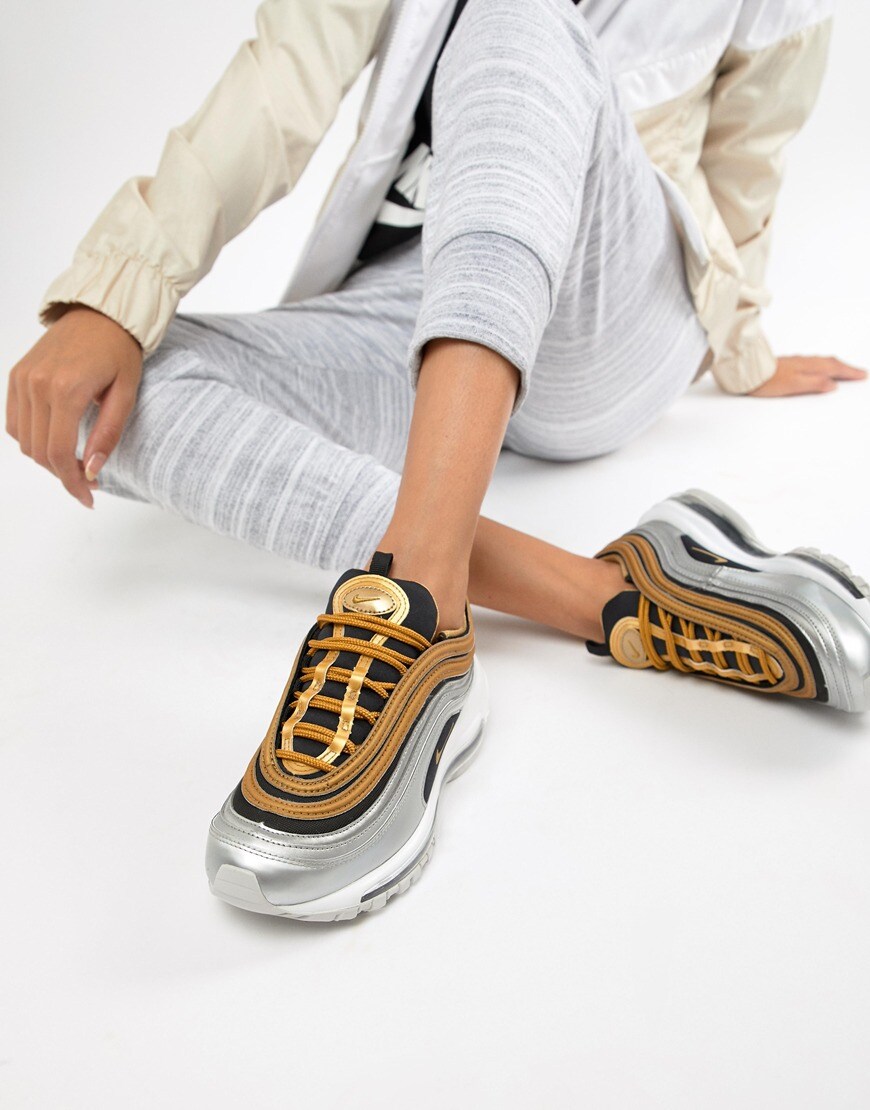 Nike – Air Max 97 – Sneaker in Schwarz und Gold-Metallic