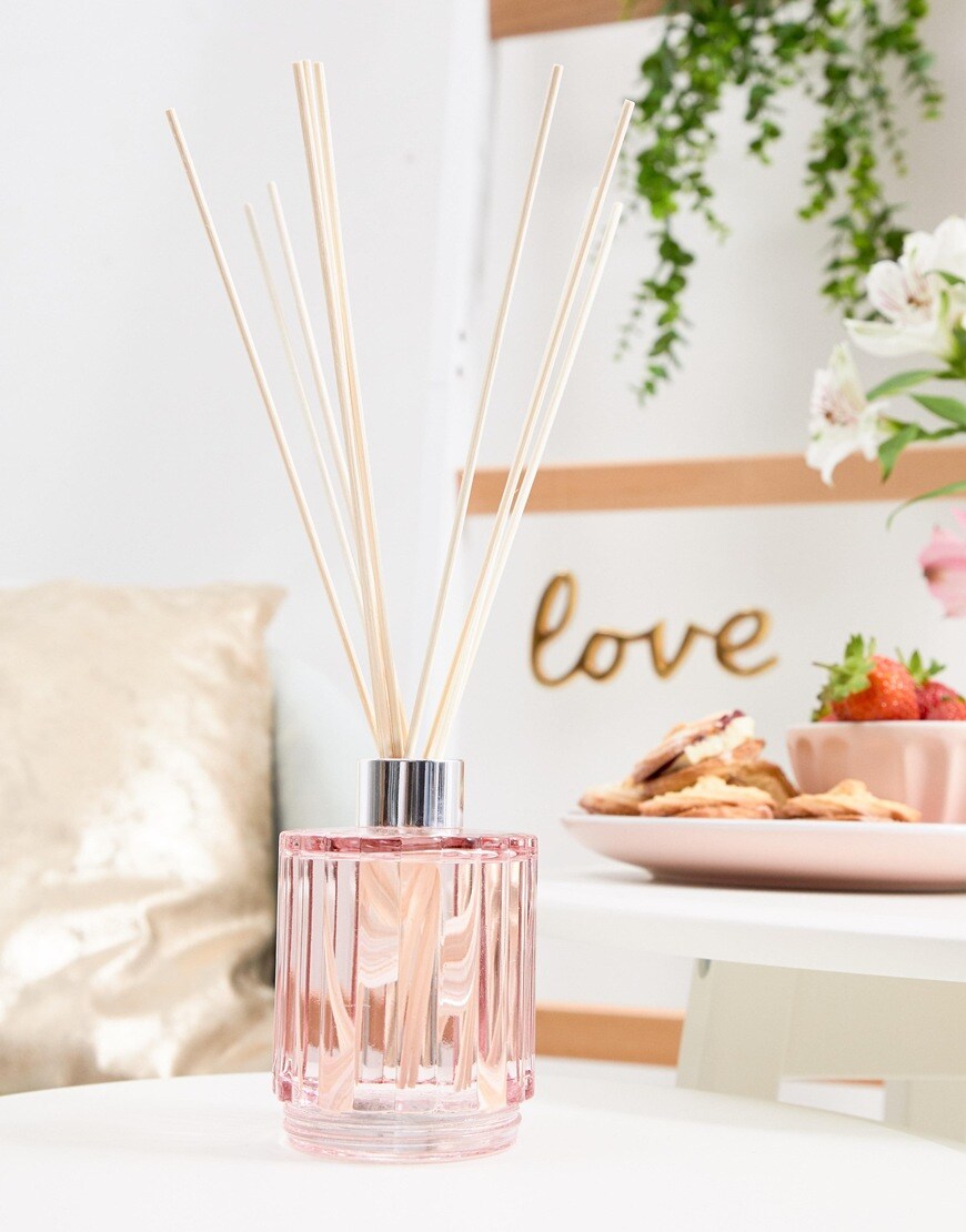 Room diffuser