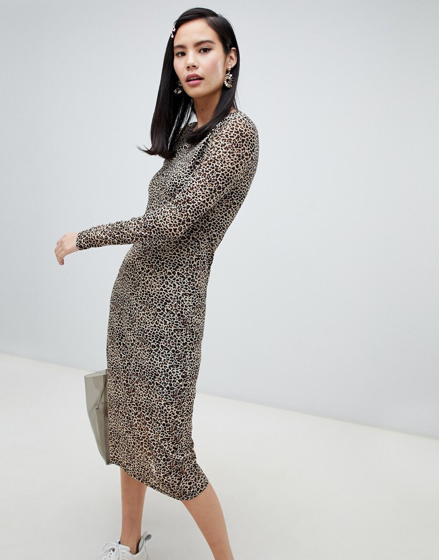 Glamorous - Robe mi-longue manches longues à imprimé léopard