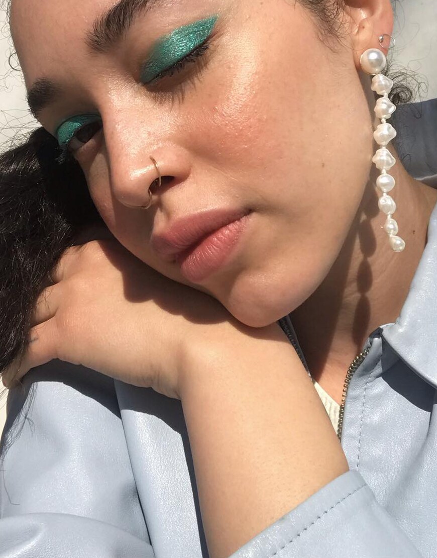 ASOS DESIGN - Boucles d'oreilles avec rangées de fausses perles d'eau douce