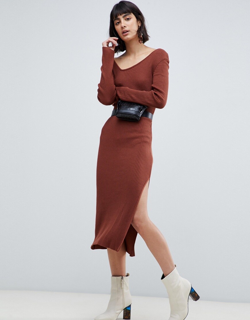ASOS DESIGN - Robe mi-longue en maille côtelée avec encolure asymétrique