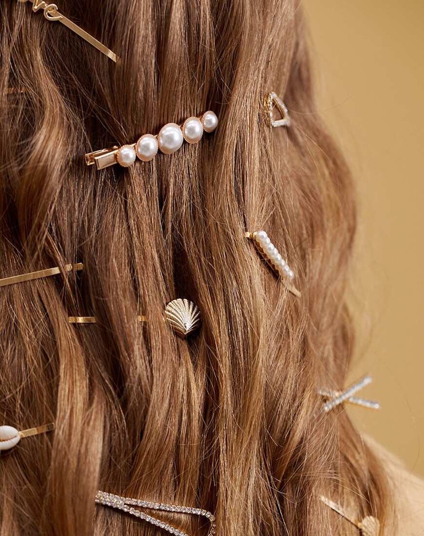 Model wearing pearl clips on ASOS  | ASOS Style Feed