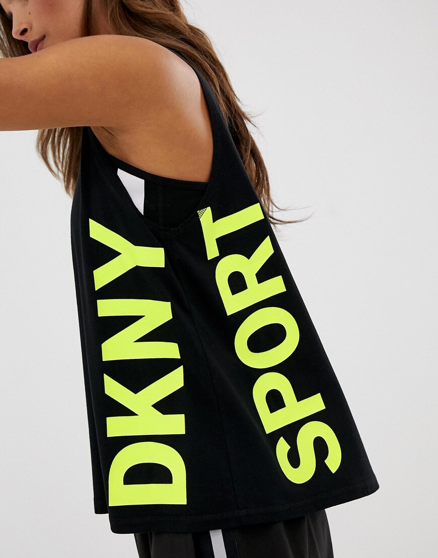 DKNY – Hochgeschlossenes Trägershirt mit übergroßem Logo