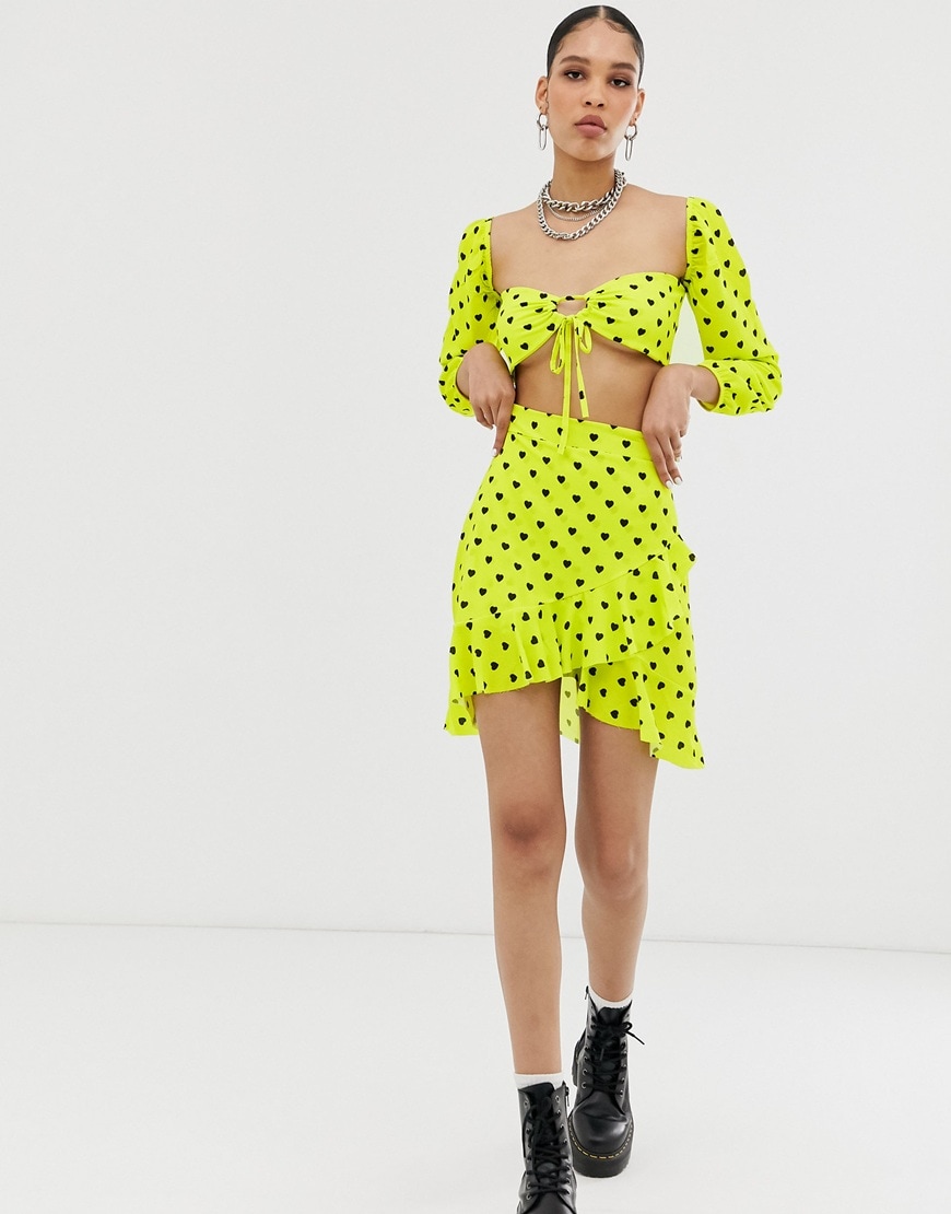 New Girl Order - mini-jupe à ourlet virevoltant et imprimé cœurs (ensemble)