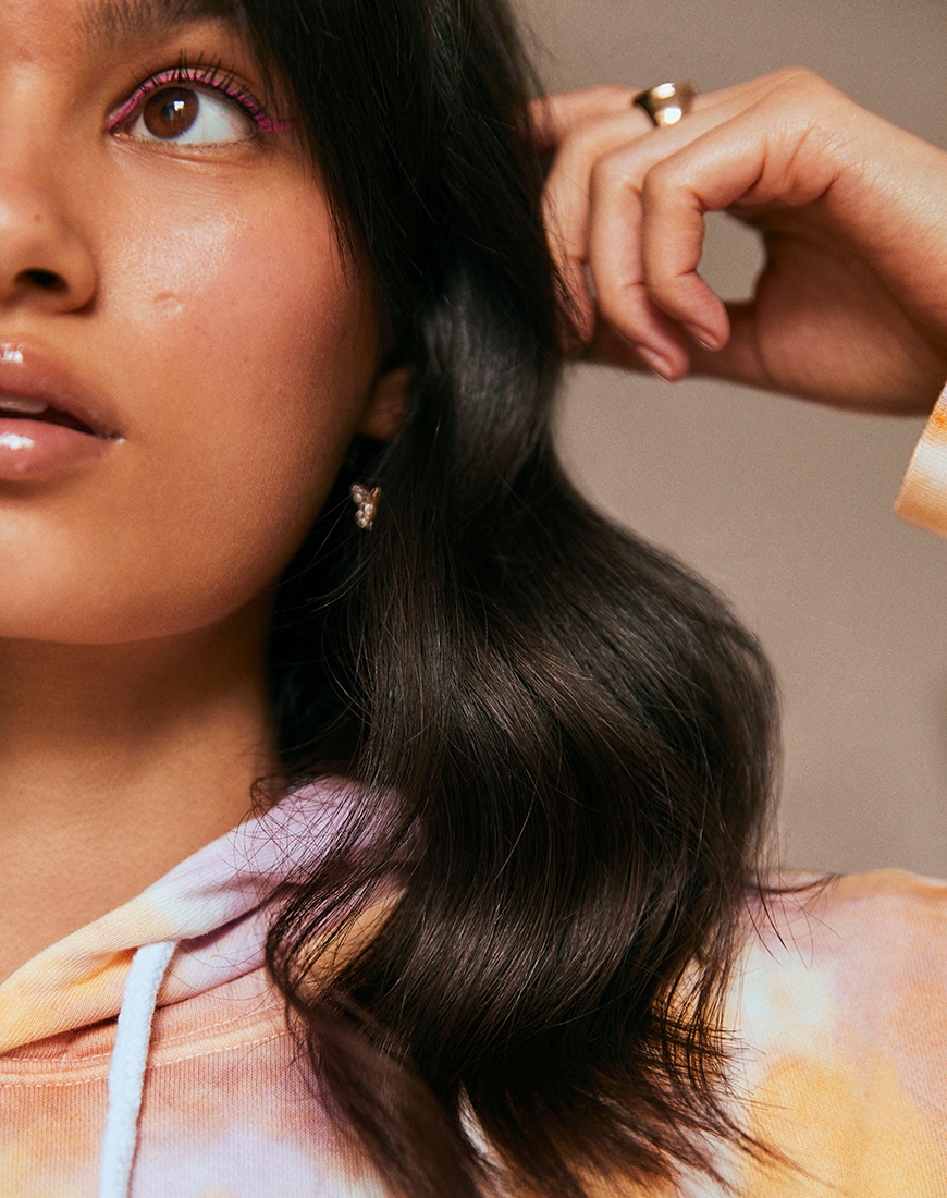 Model uses GHD Rise Available on ASOS