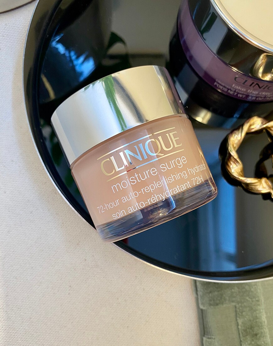 Clinique Moisture Surge