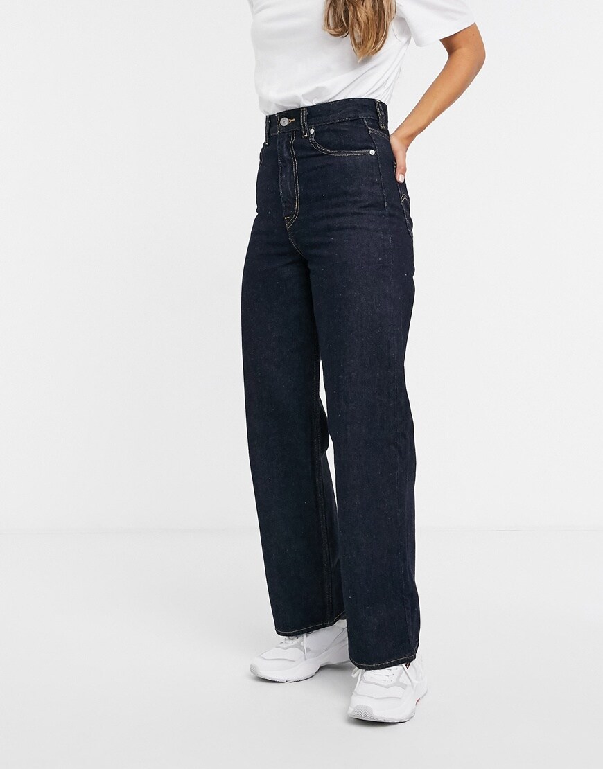 Sustainable indigo denim jeans by Levi's