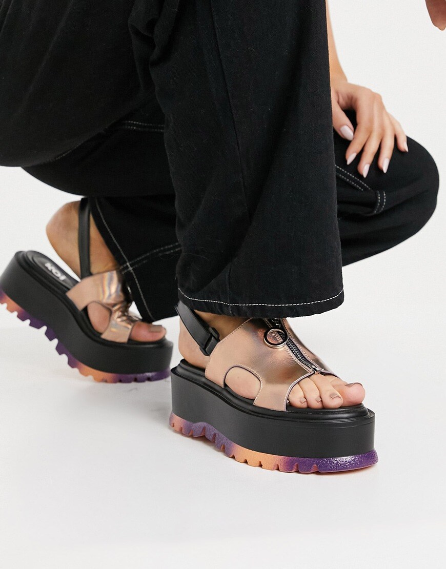 Chunky holographic flatform sandals