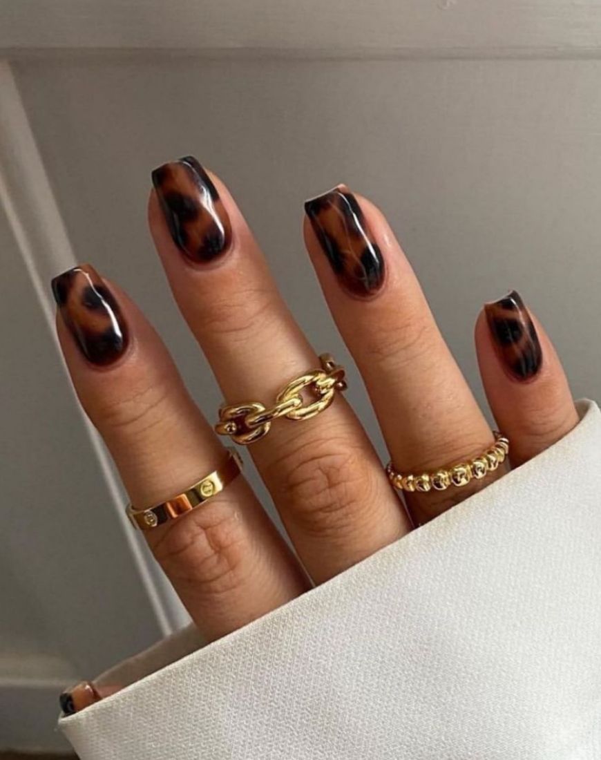 @annagracenails_ models tortoiseshell nails | ASOS Style Feed