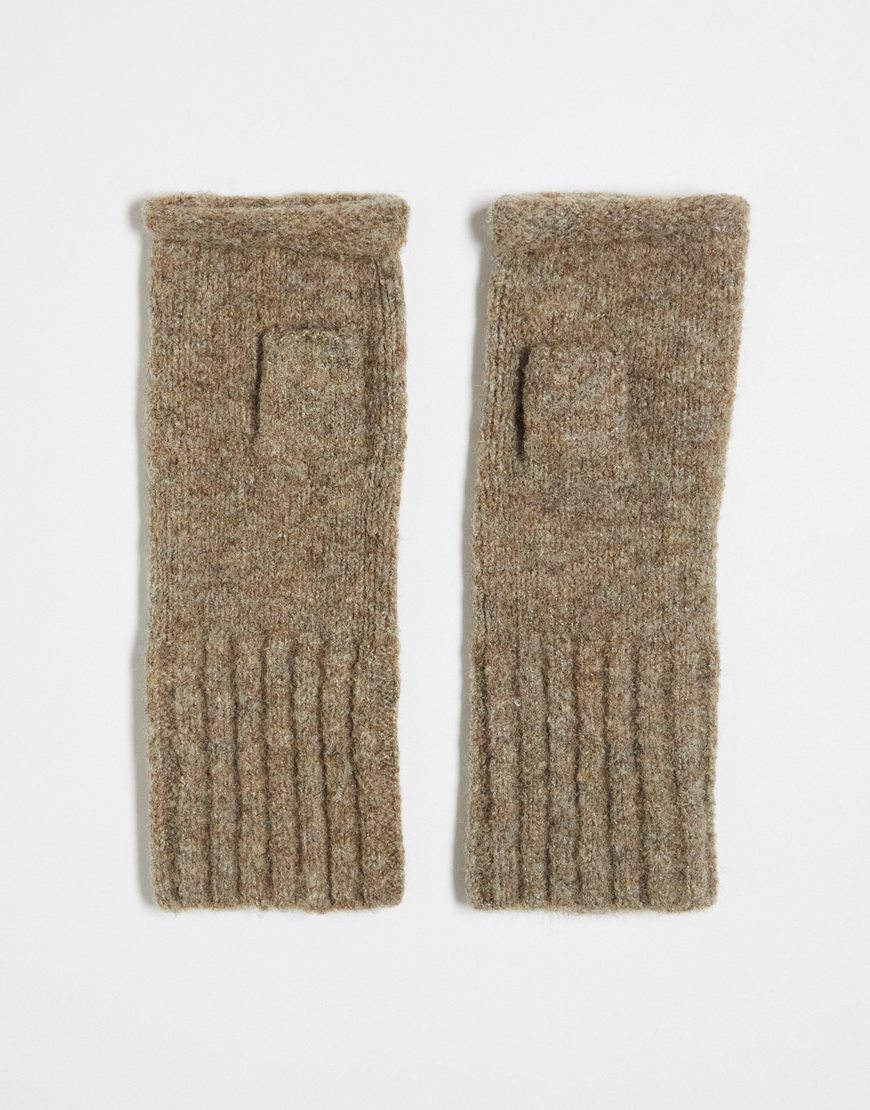 ASOS DESIGN roll edge palmwarmer in mink