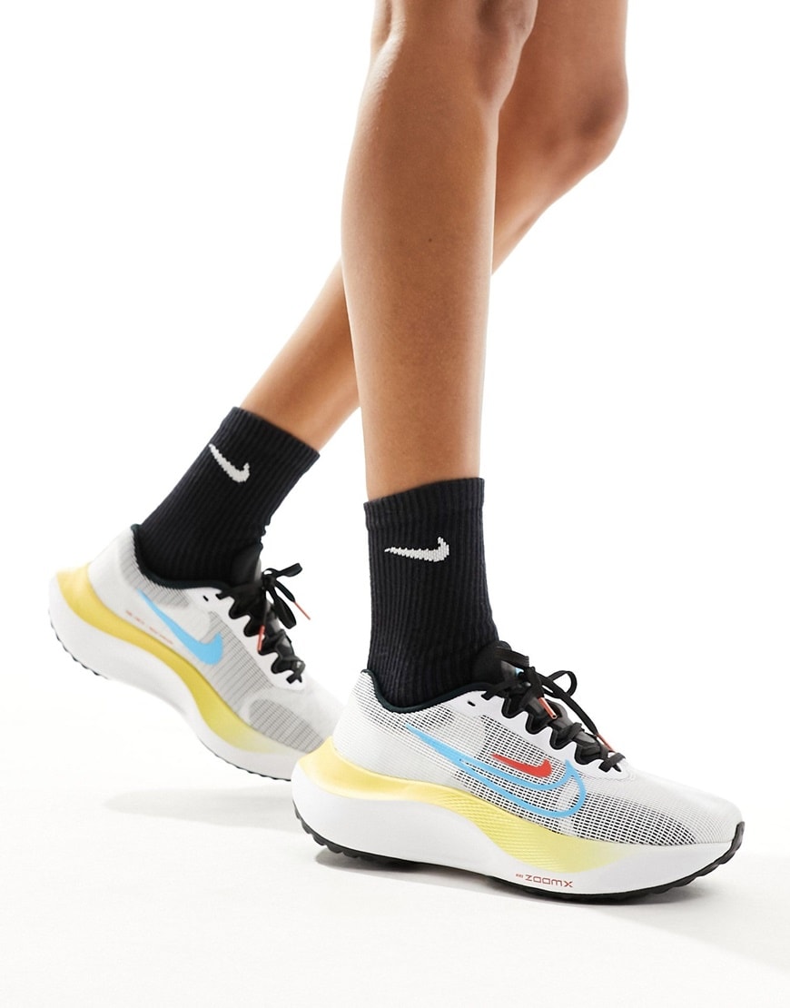 Nike Zoom Fly 5 sneakers in white and blue